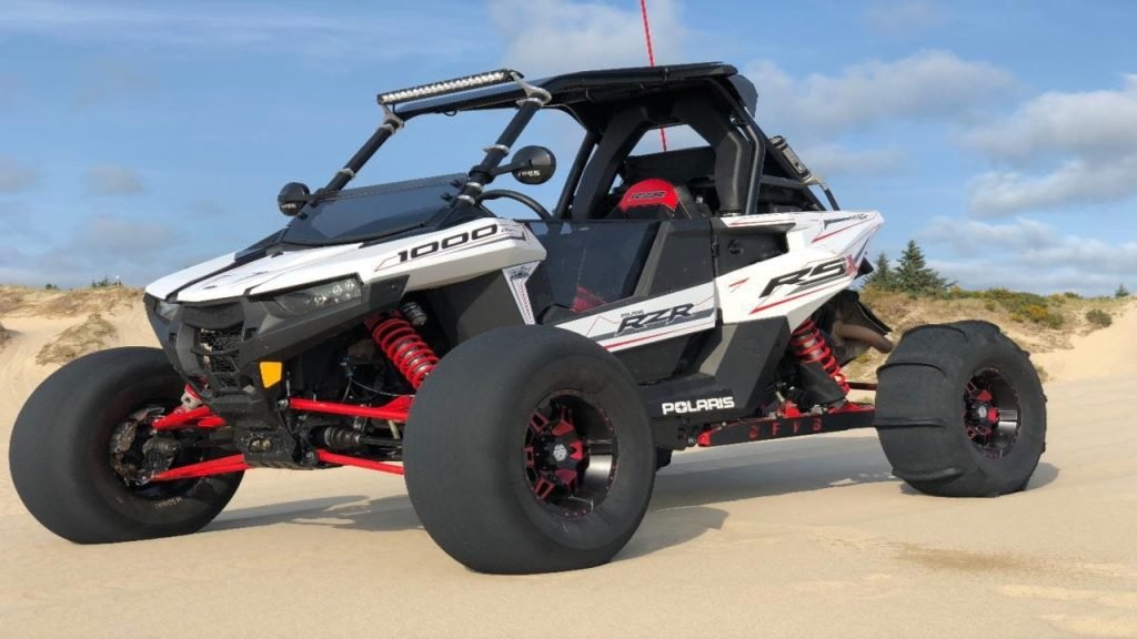 Polarsi-RZR-Buggy-Tour-with-desert-safari-dinner